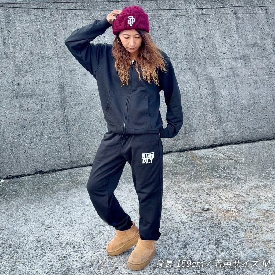 日本限定 セットアップ 【アドベンチャー】 ジップフーディー&パンツ