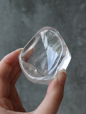 CLEAR QUARTZ TRAY