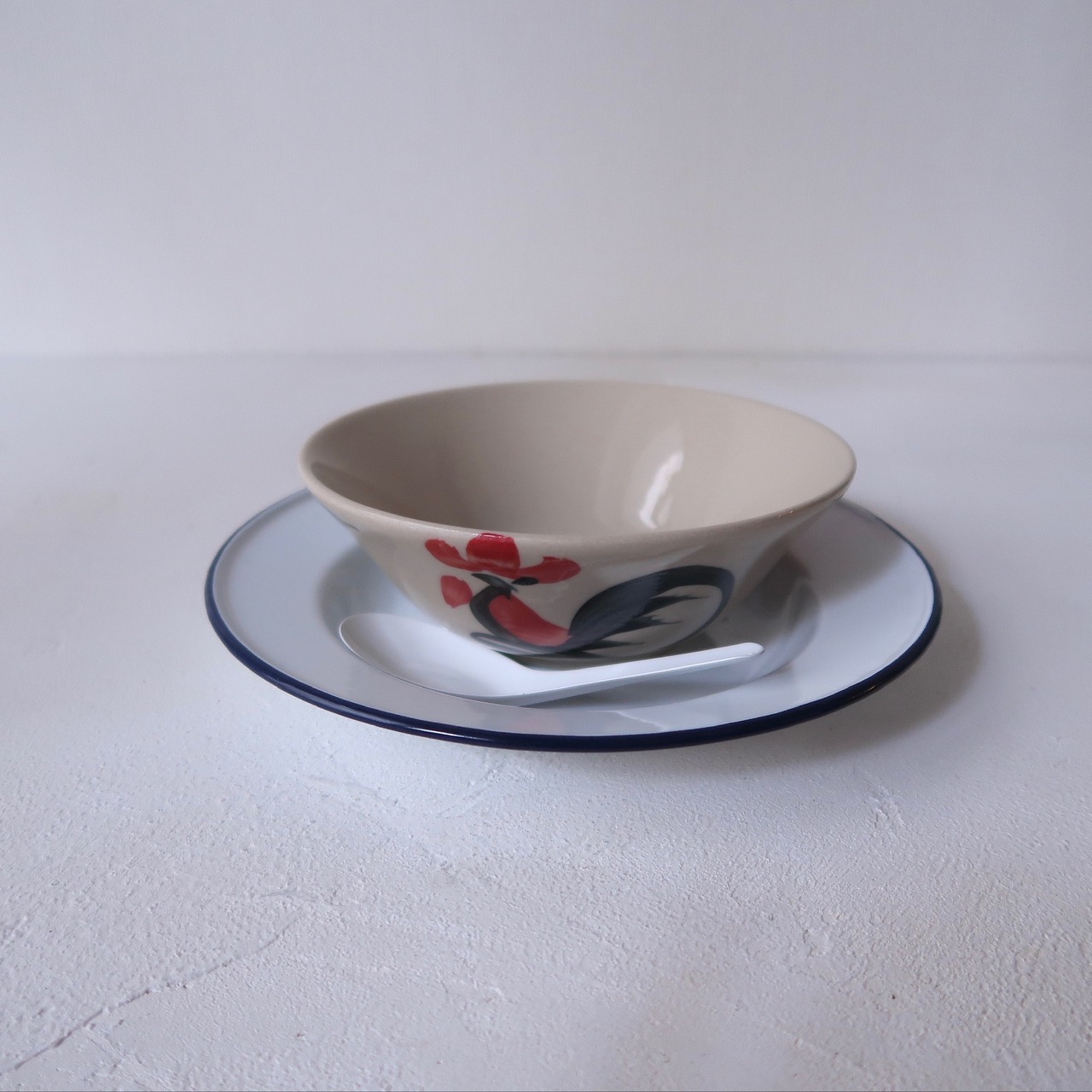 【タイ】にわとりとお花の器