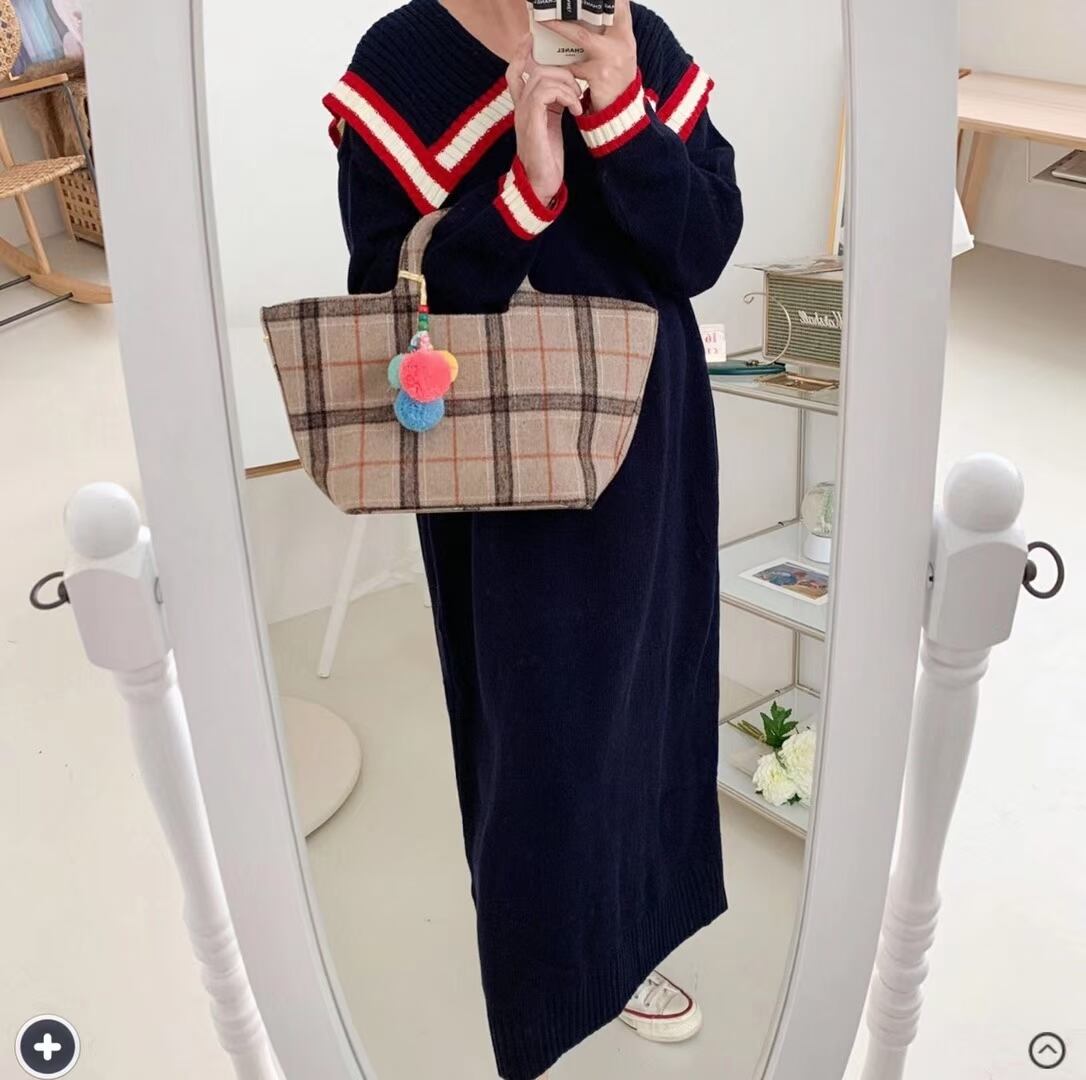 ビッグカラーニットワンピ　AJ1079-8055