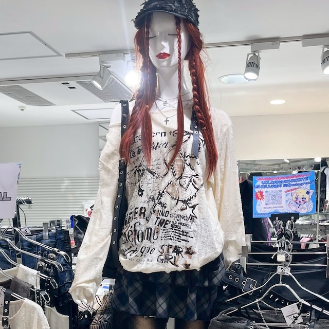 【10/27新着】渋谷店で人気★ベルトクロスグランジオフショルロンT