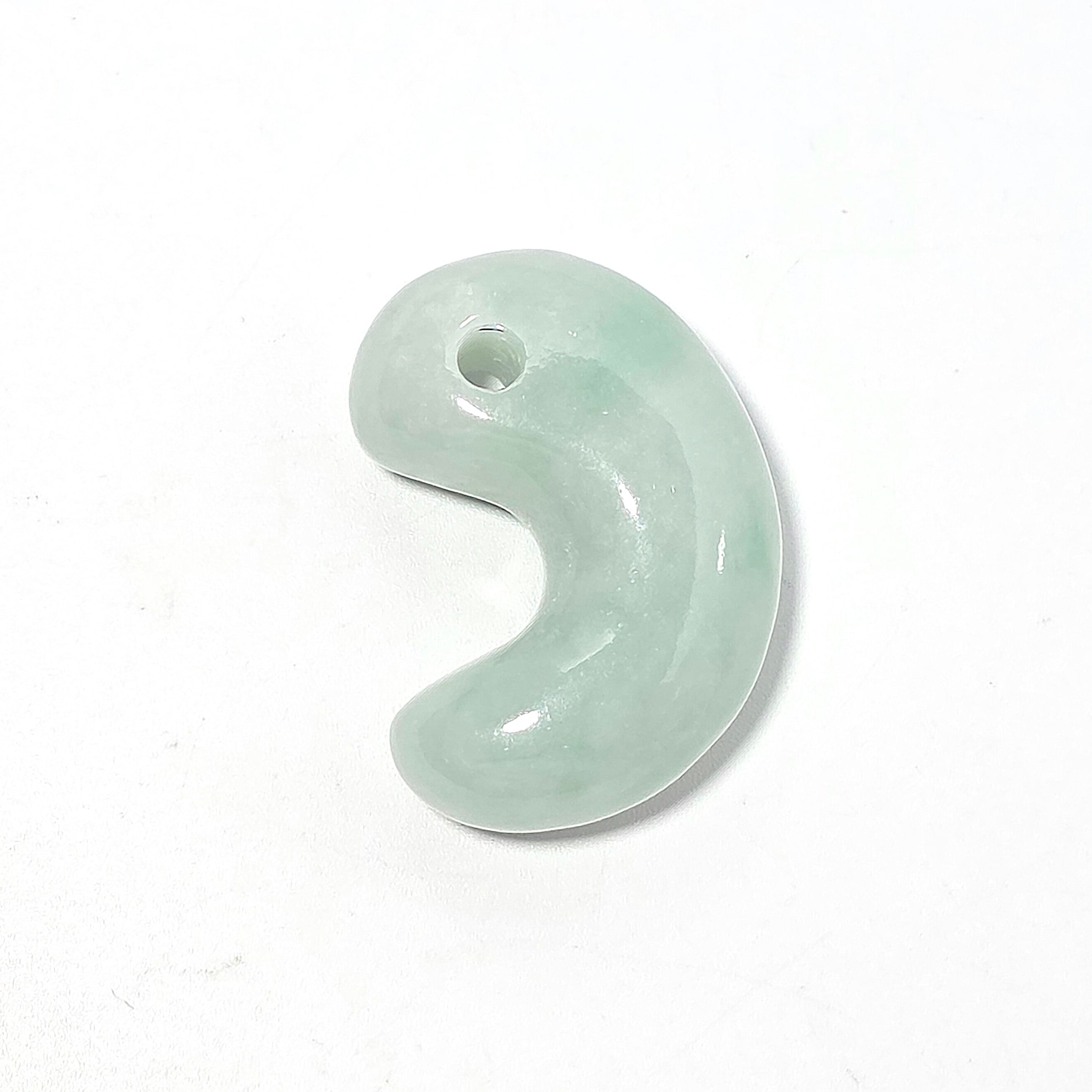 糸魚川翡翠工芸家 赤羽可行BASE