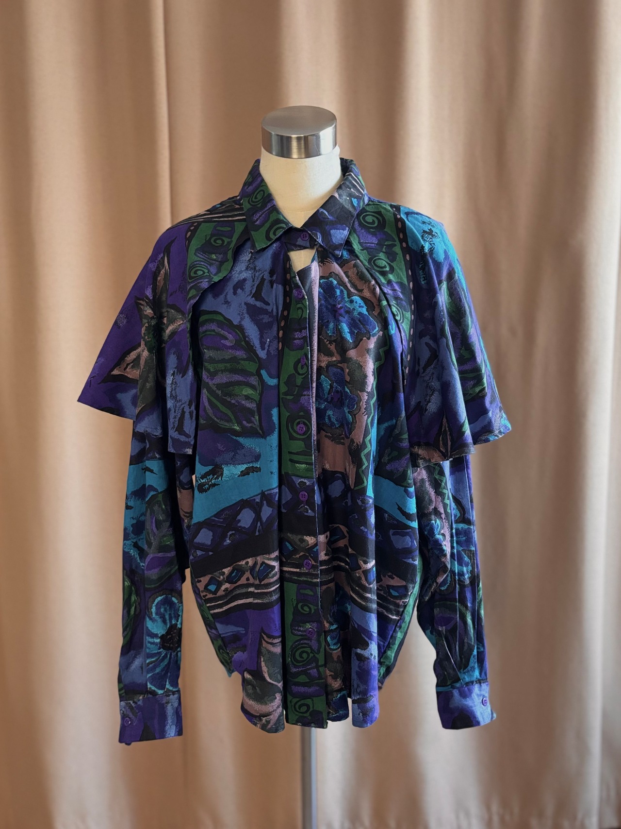 art pattern detachable cape collar shirt-5216-9