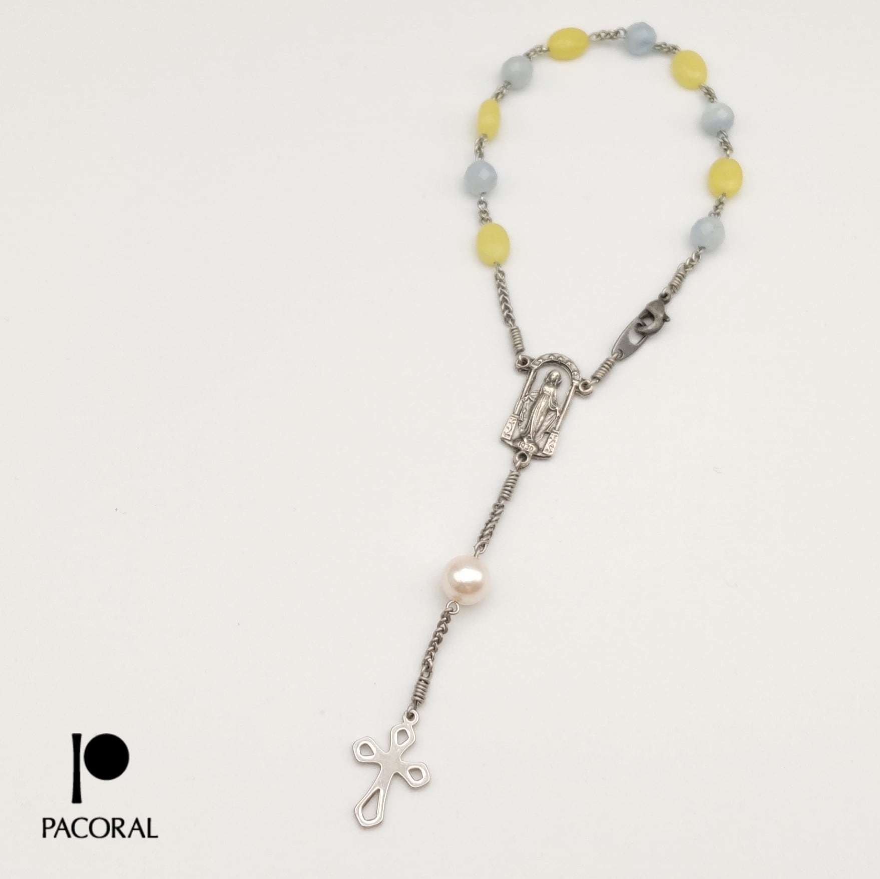 ミニ手編みペアロザリオ・カトリック祈祷書「祈りの友」によるモデル