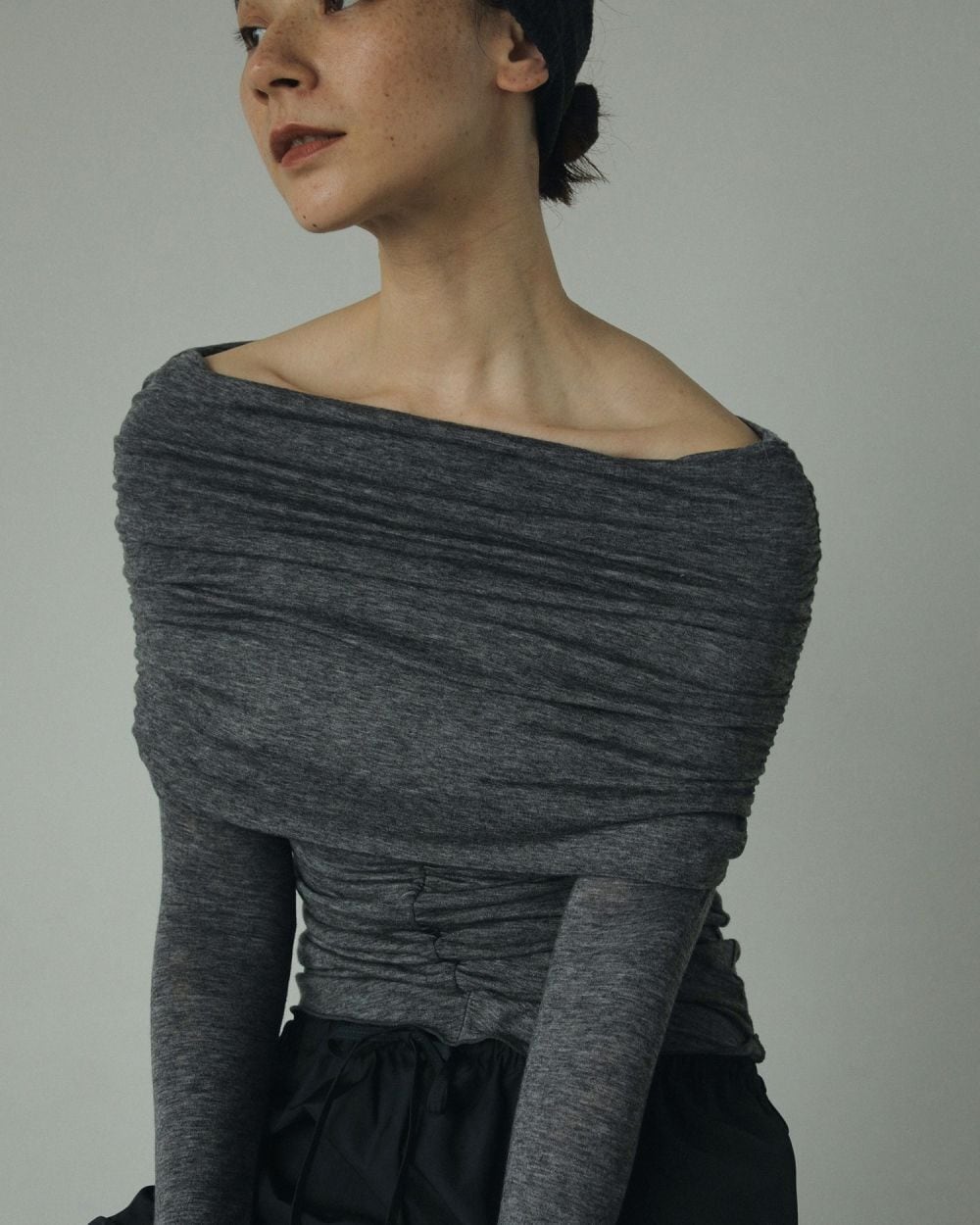 anuke 】Soft Offshoulder Tops | valance 福井｜レディース セレクト