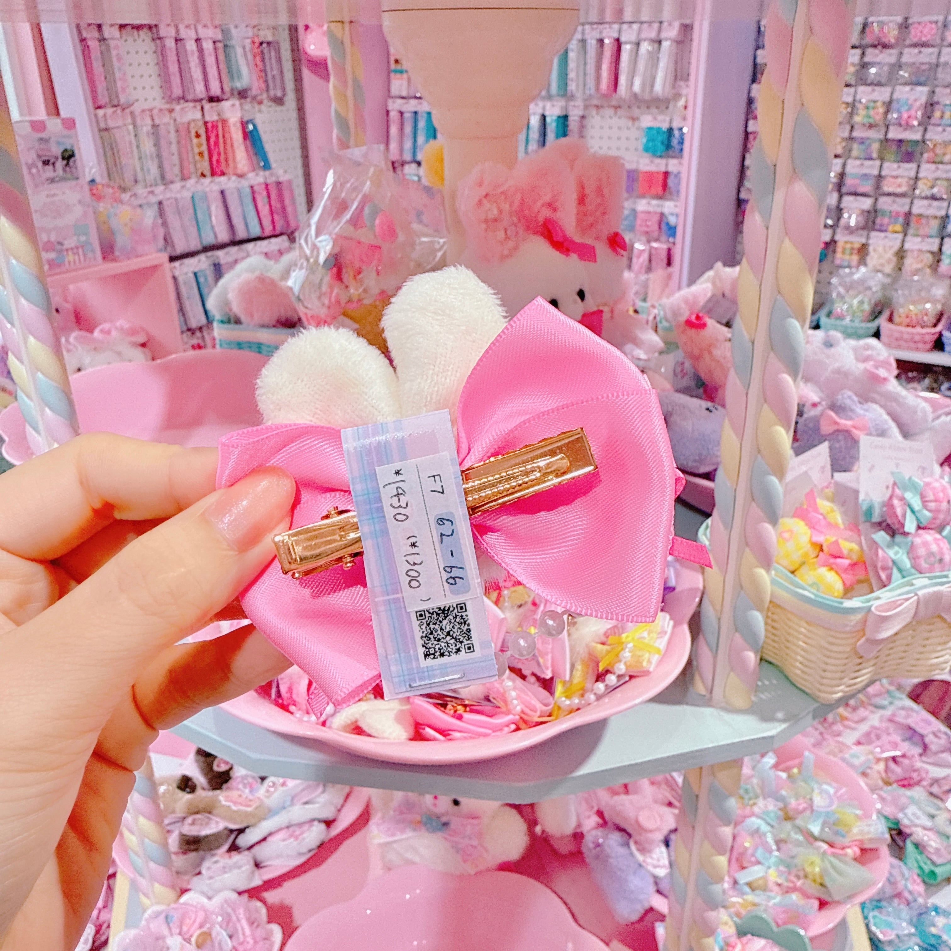 【F7】62-66うさ耳リボンヘアクリップ