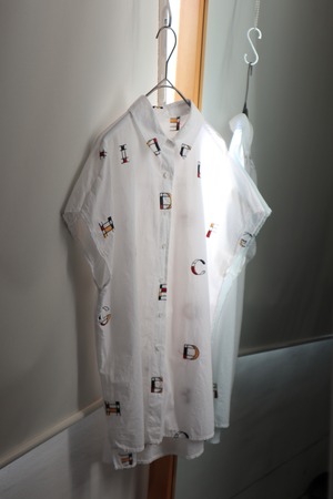 handmade alphabet embroidery blouse