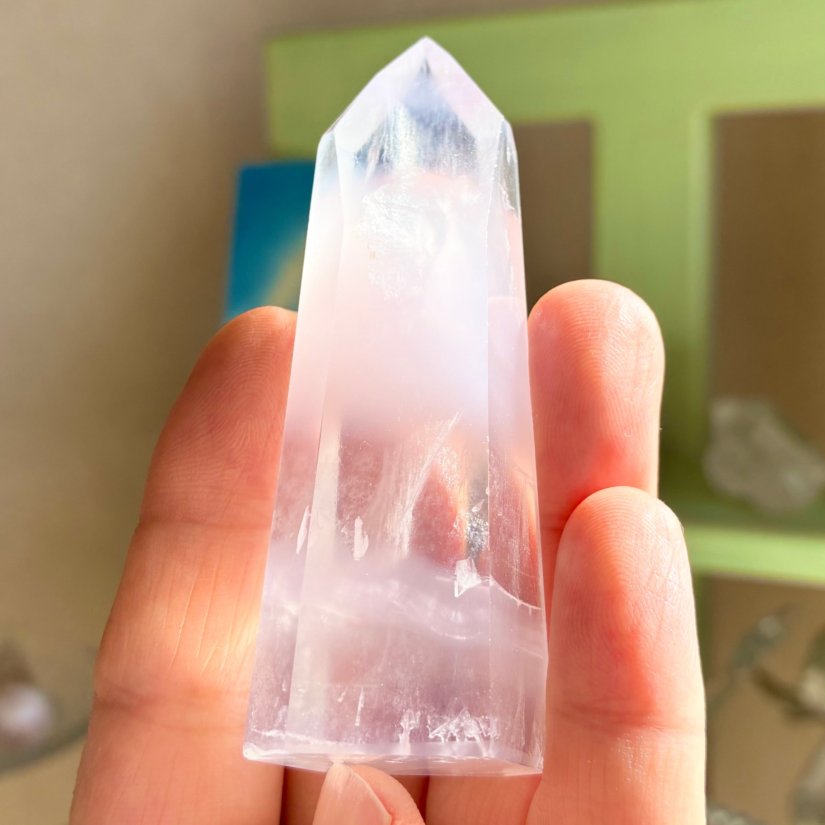 美しのイットリウムフローライト タワー | Crystal Lilly - pure
