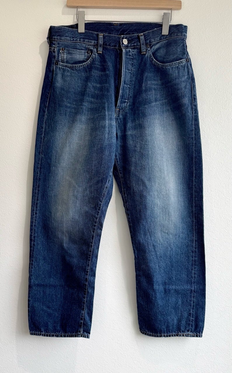 TRUE RELIGION トゥルーレリジョン ステッチデニムパンツ フレア