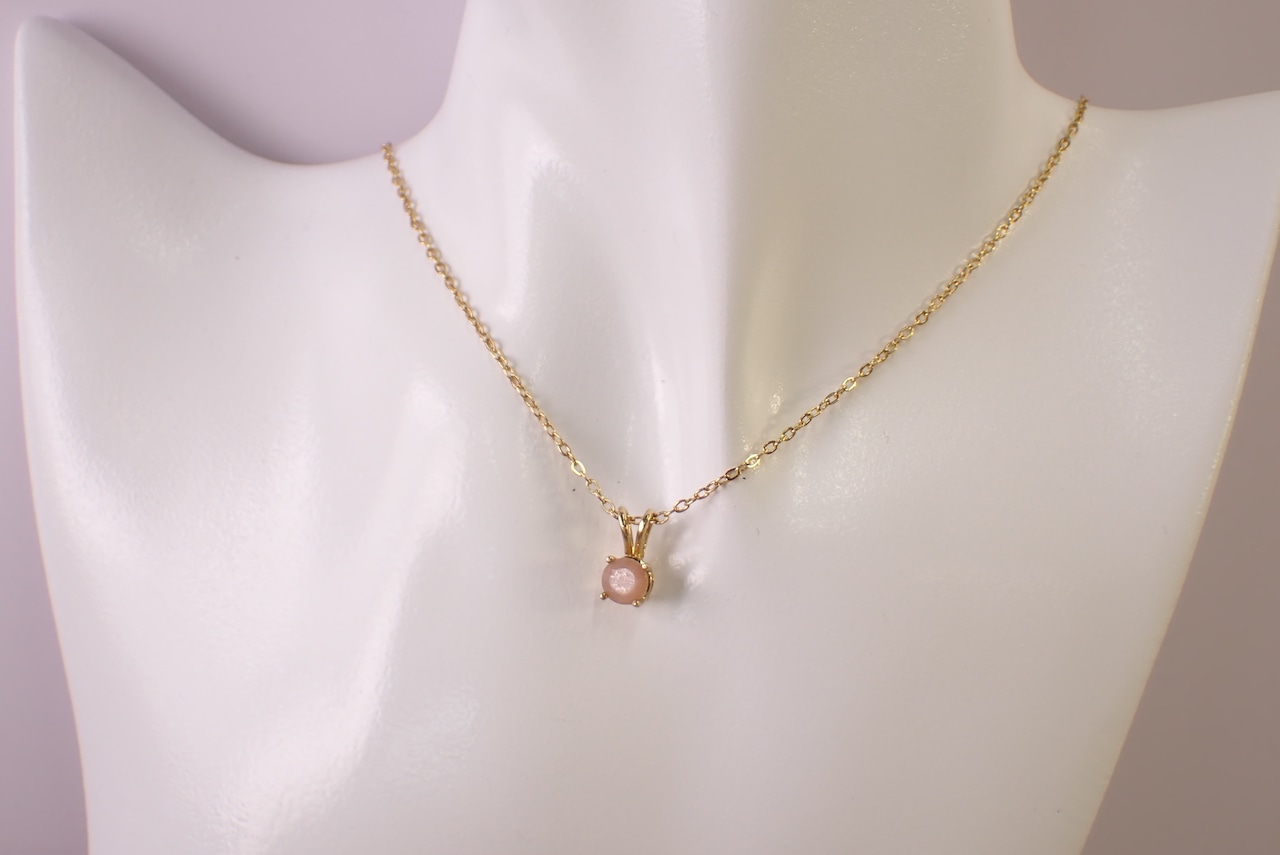 ピーチムーンストーンネックレス　0.86ct [D12‐169]