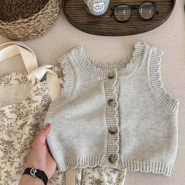 【取寄】着回しに大活躍させたいシンプルおしゃれなニットベスト
