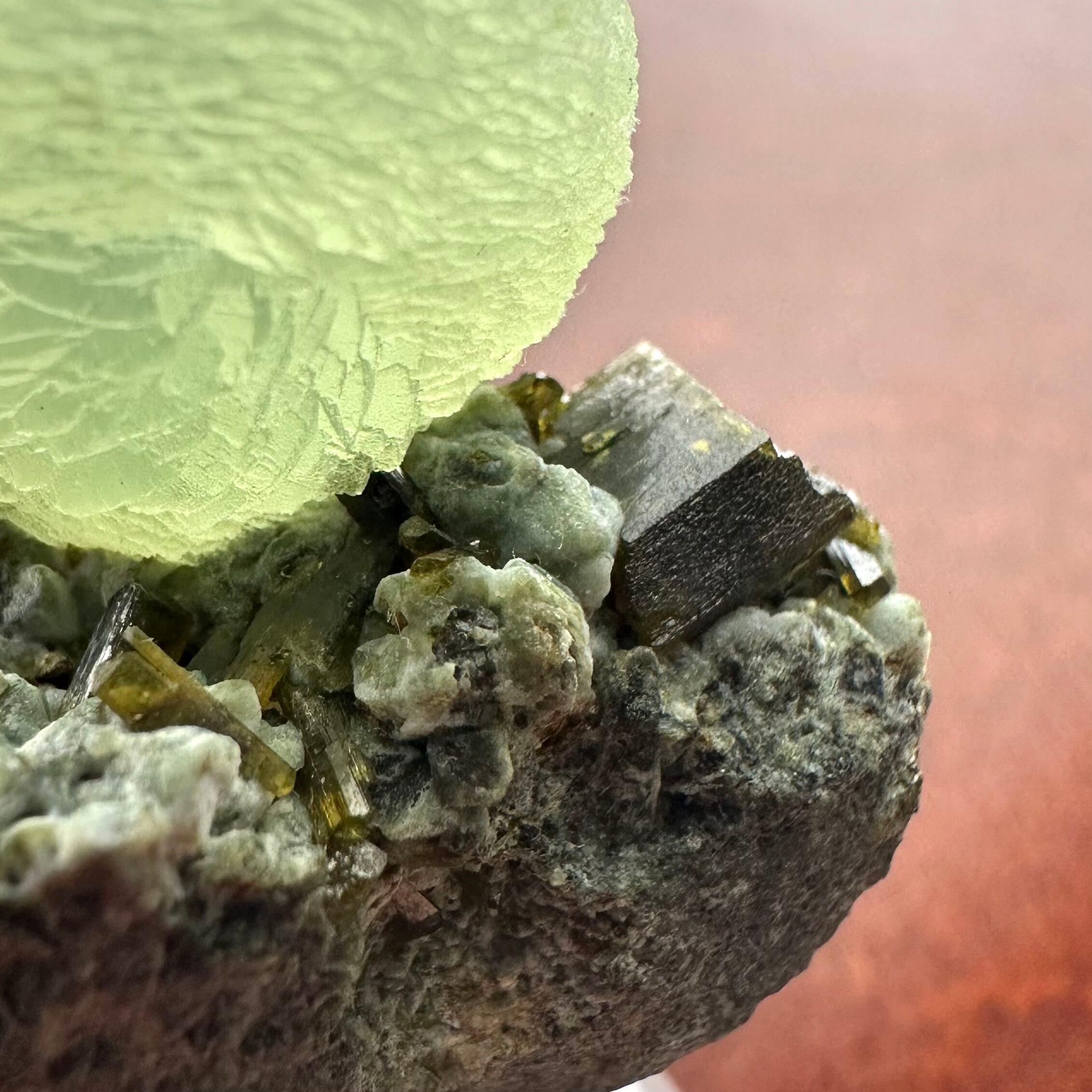 プレナイト / エピドート【Prehnite with Epidote】マリ共和国産