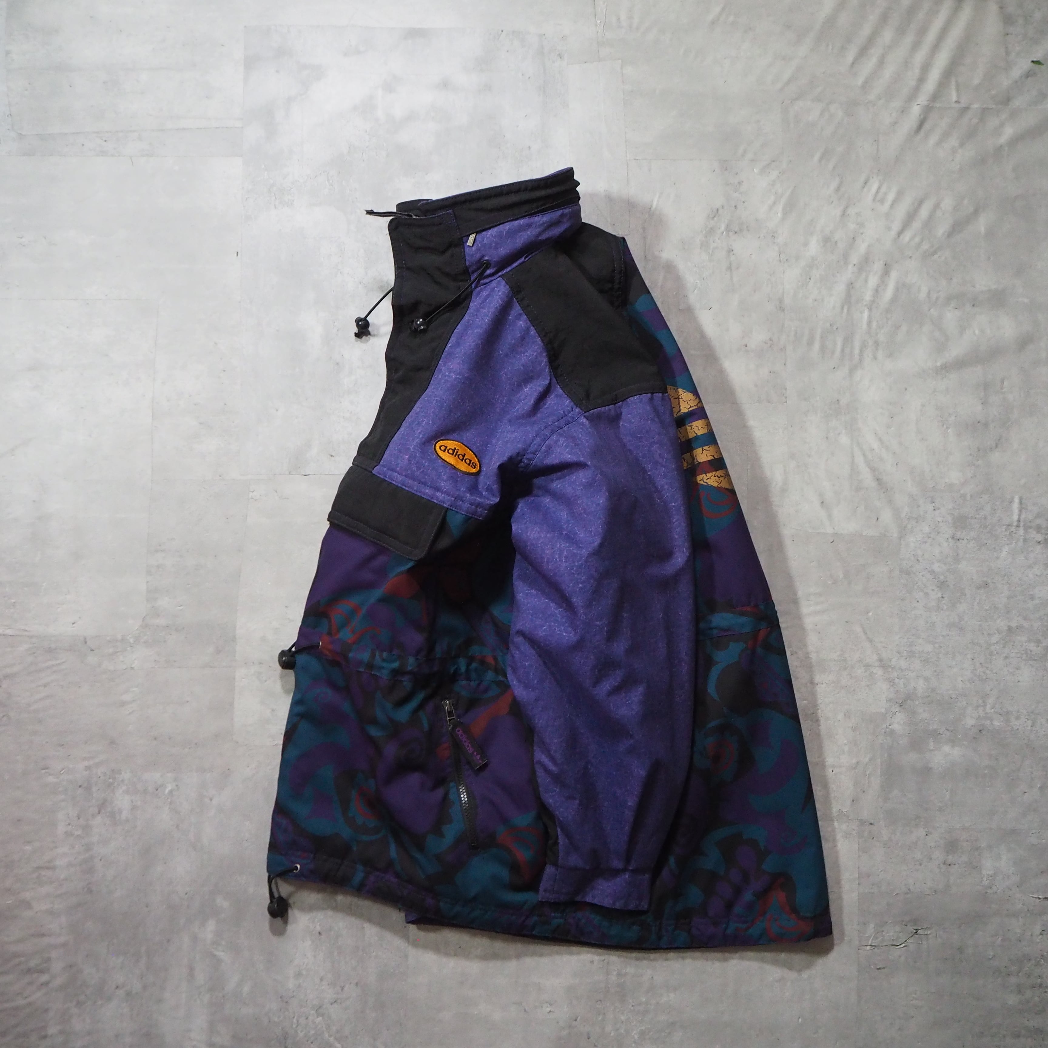 80s-90s “ADIDAS” made by DESCENTE Trefoil logo puff anorak parka