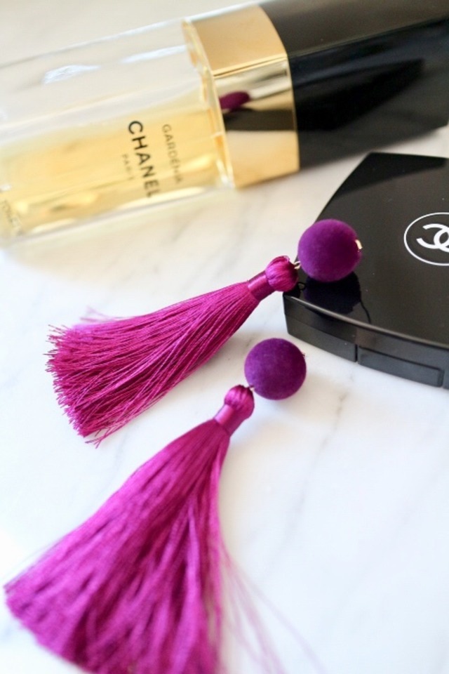 velvet beads tassel pierce