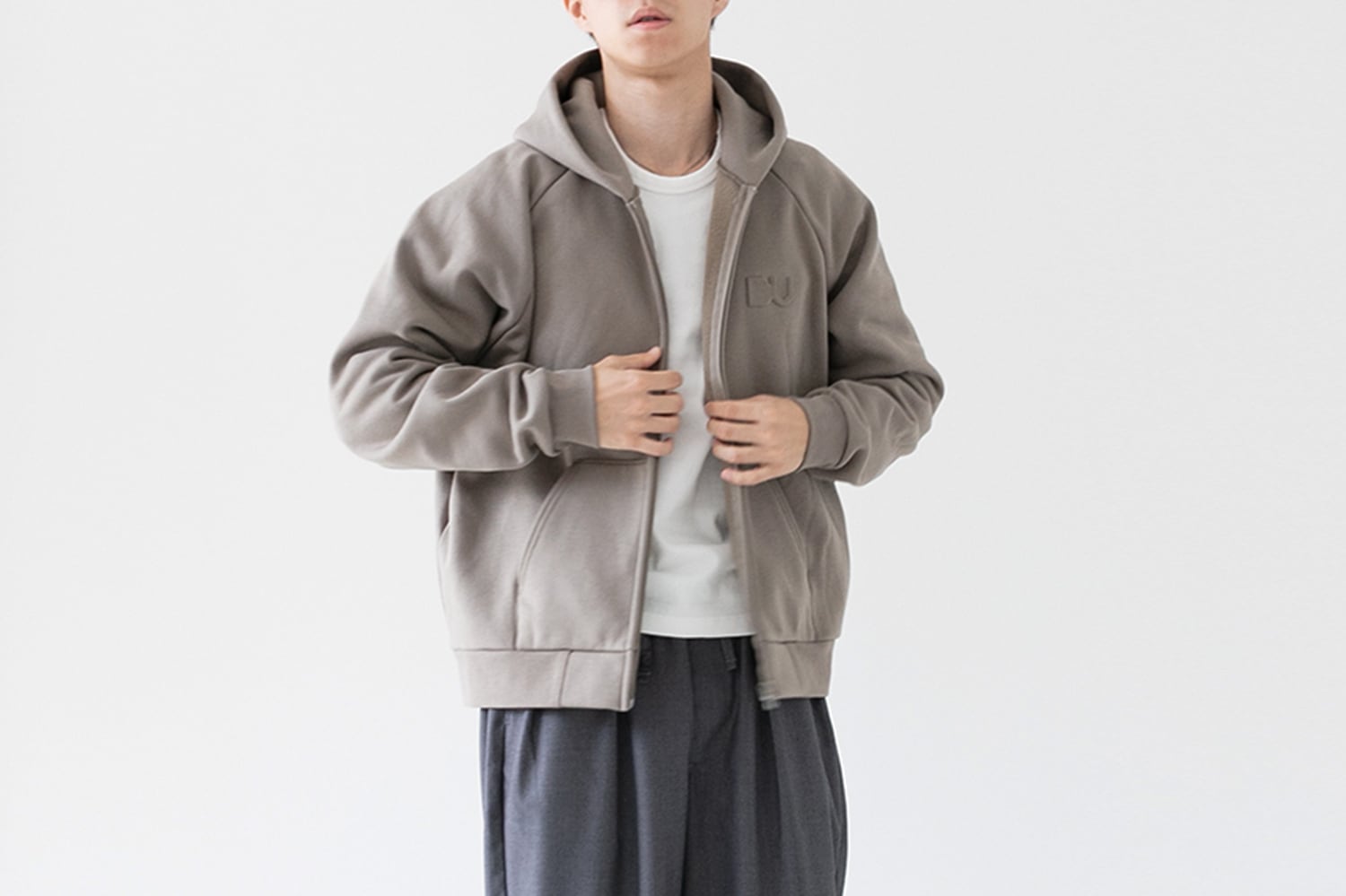 フリースポンチ - フロントエンボス ジップパーカー