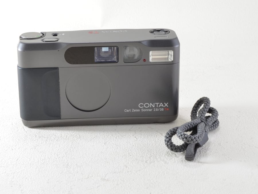 CONTAX T2 チタンブラック / Carl Zeiss Sonnar T* 38mm F2.8 ...