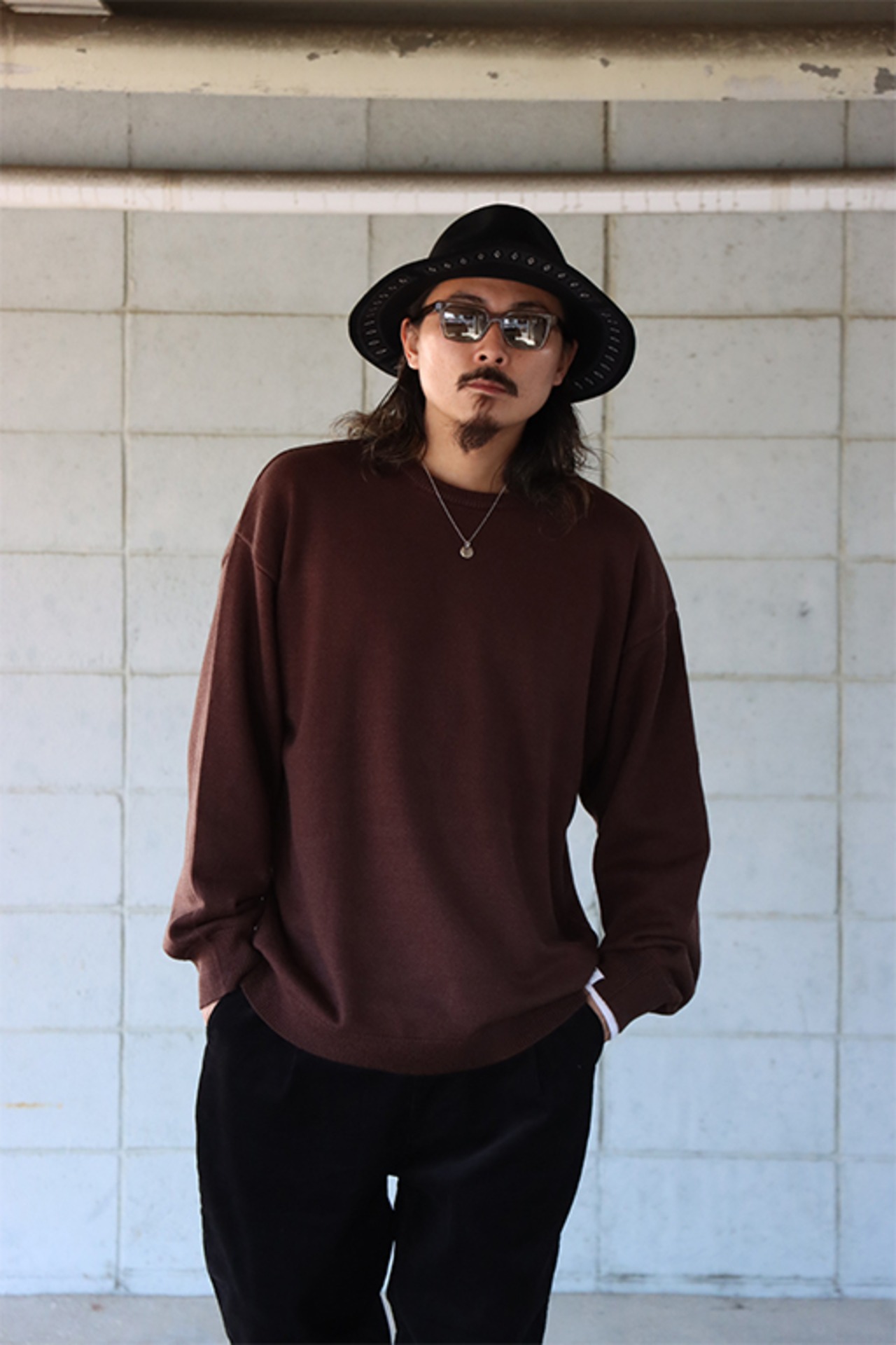 WAX(ワックス) "Solid Crew Knit"(BRN)