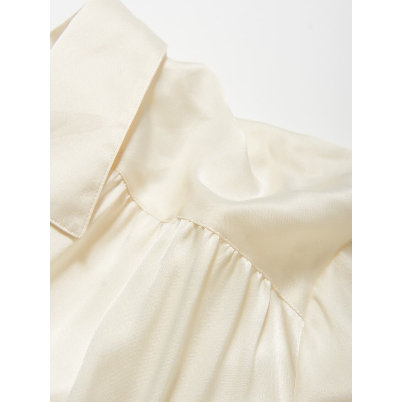 【Made in France】Relax-fit gathered blouse(フランス製 ギャザーワイドブラウス)4d