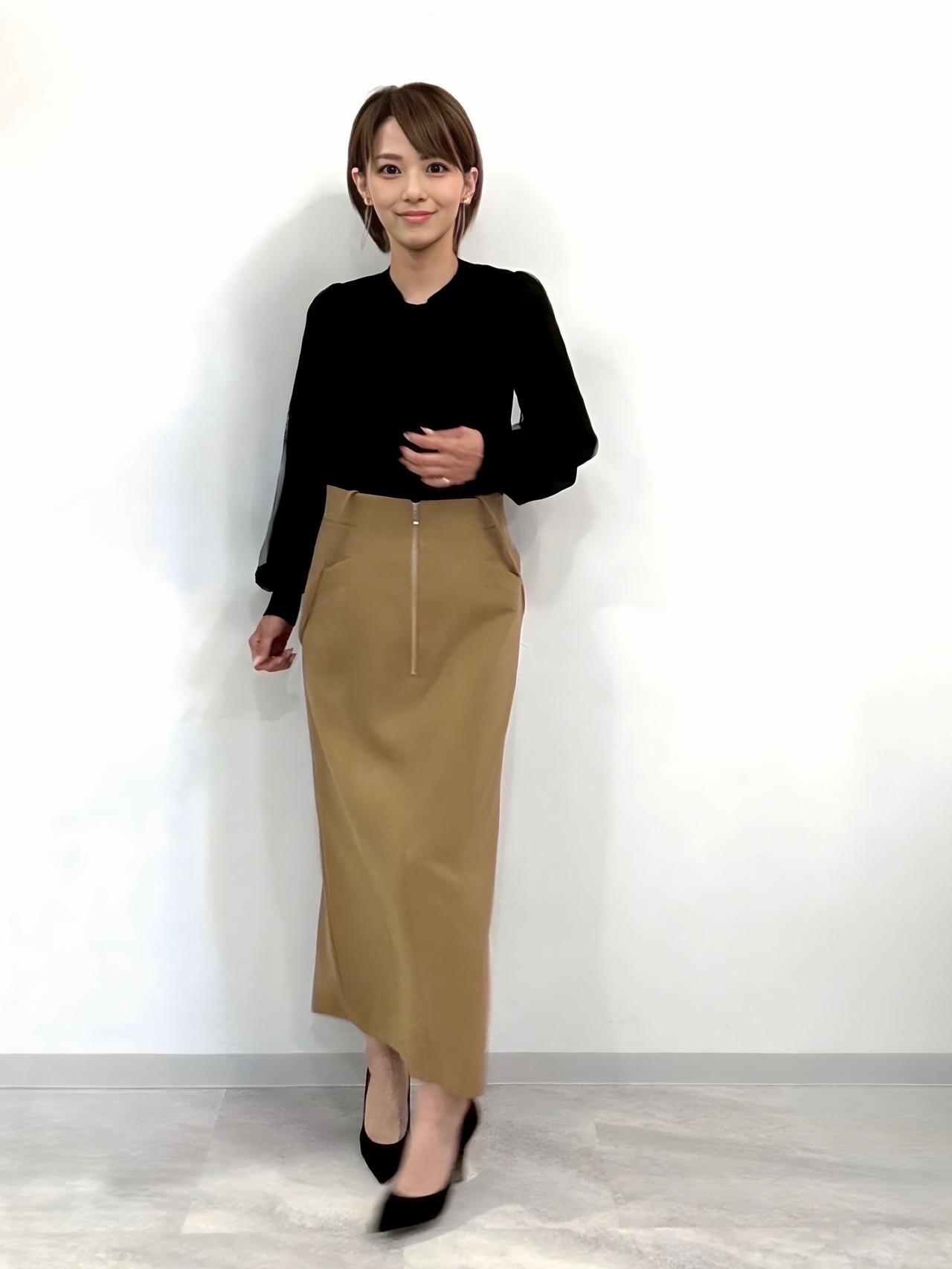 ボウタイリボントップス