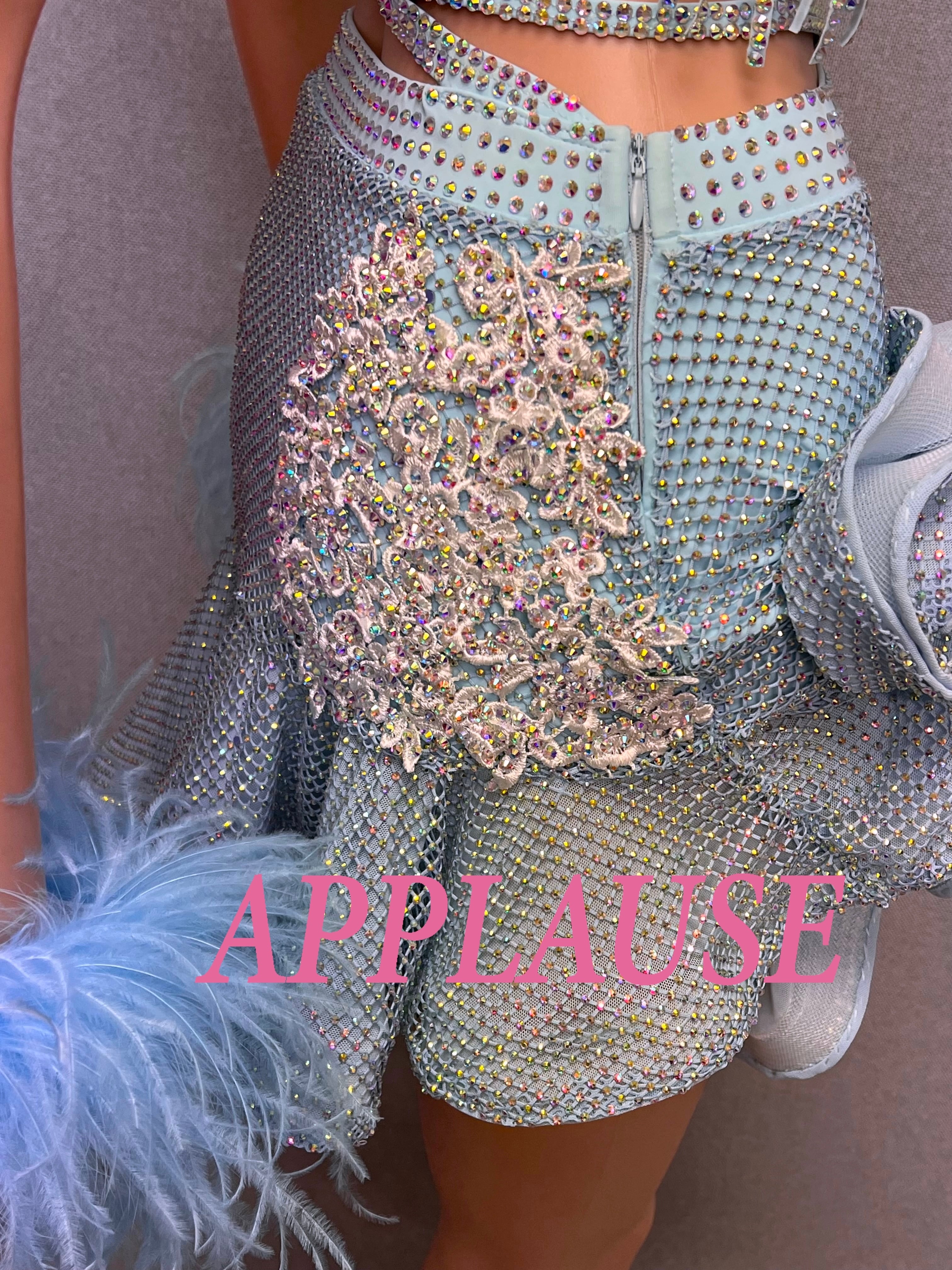 【新着】社交ダンス ドレス　ラテンドレス　　ウォーターブルー　M　LA-26-４　デモ・競技用ドレス　発表会　衣装　パーティドレス　ワンピース　舞台衣装