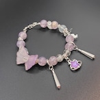 ラベンダー×ホワイトの蝶が舞うブレスレット(No.16)