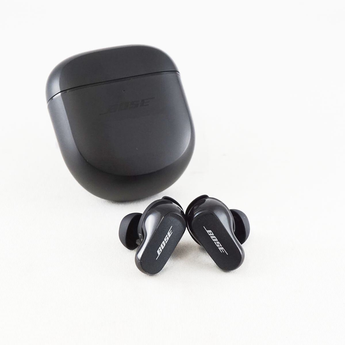 Bose QuietComfort Earbuds ブラック　ケース　右耳 Bose QuietComfort Earbuds ブラック ケース 右耳
