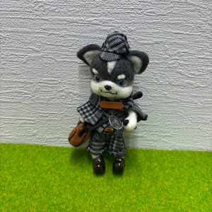 羊毛フェルト 探偵ハスキー 置物