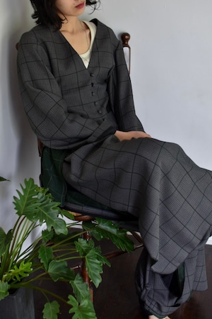 AKIRAFURUKAWA cutting vest black