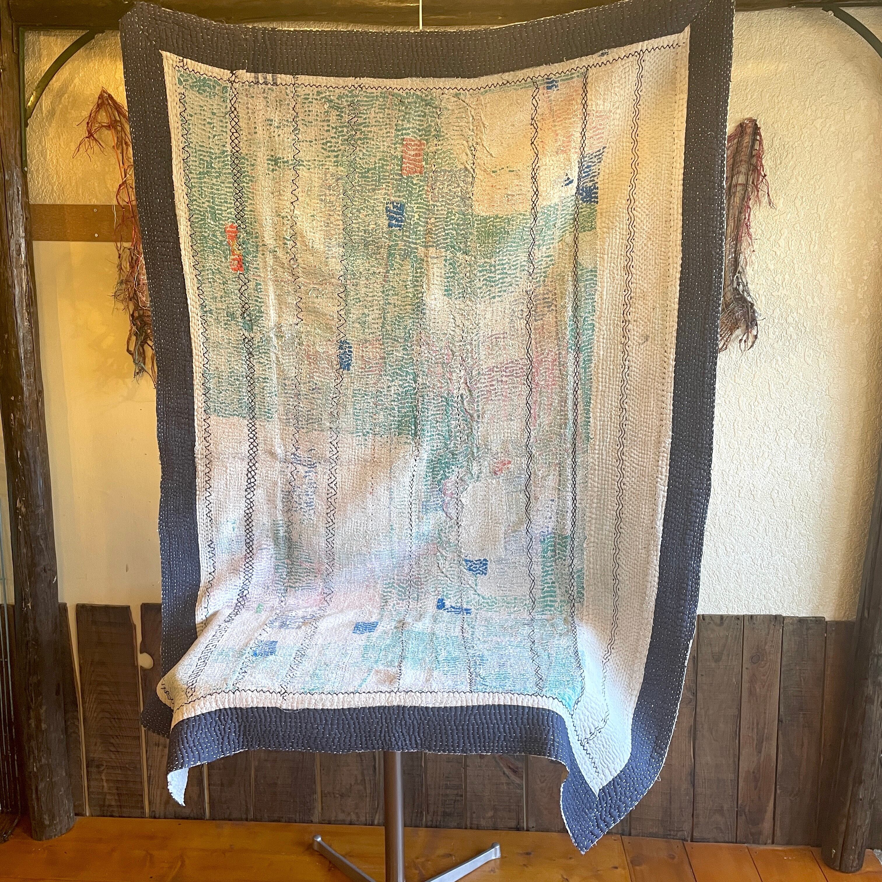 インド製ヴィンテージカンタラリーキルト 囲みパープルマルチカバー