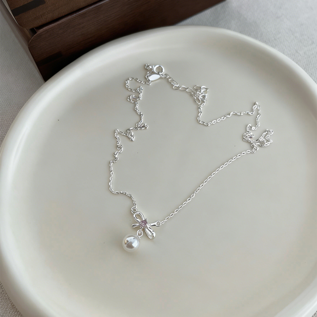 Mengシルバーピンクのリボンネックレス