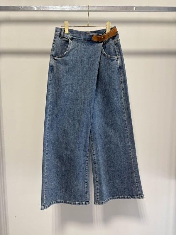【1月中旬頃入荷次第お届けのご予約】 MARGAUX VINTAGE/マルゴーヴィンテージ バックルデニムパンツ MG PT - 27015 - S