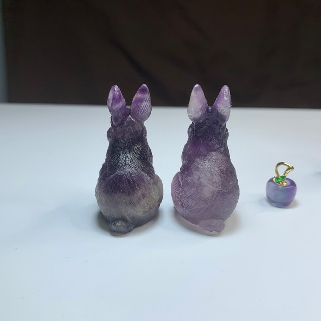 お月様を眺めるフローライトうさぎちゃん