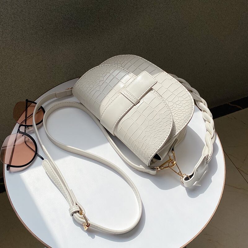 センスネットセレブレディーススモールバッグ2020夏人気新流行ファッションワイルドインクロスボディサドルバッグ 手作りハンドバック62182460740