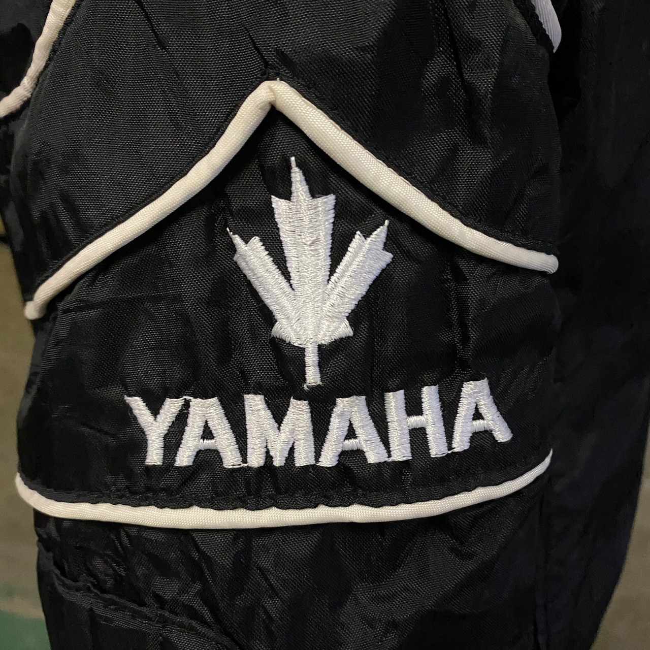 90年代 YAMAHA ヤマハ 企業ロゴ 刺繍 レーシングジャケット メンズL 