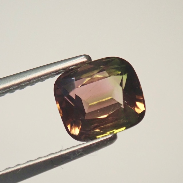 落ち着きのあるウォーターメロンカラー トルマリンルース1.15ct