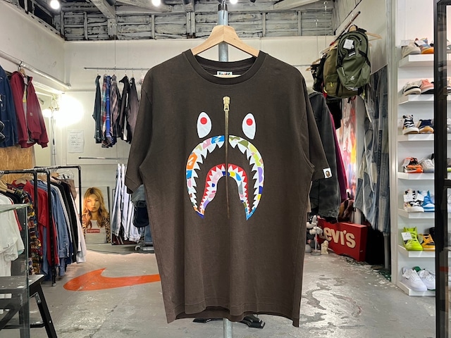 A BATHING APE SHARK SS TEE BROWN MEDIUM 57742