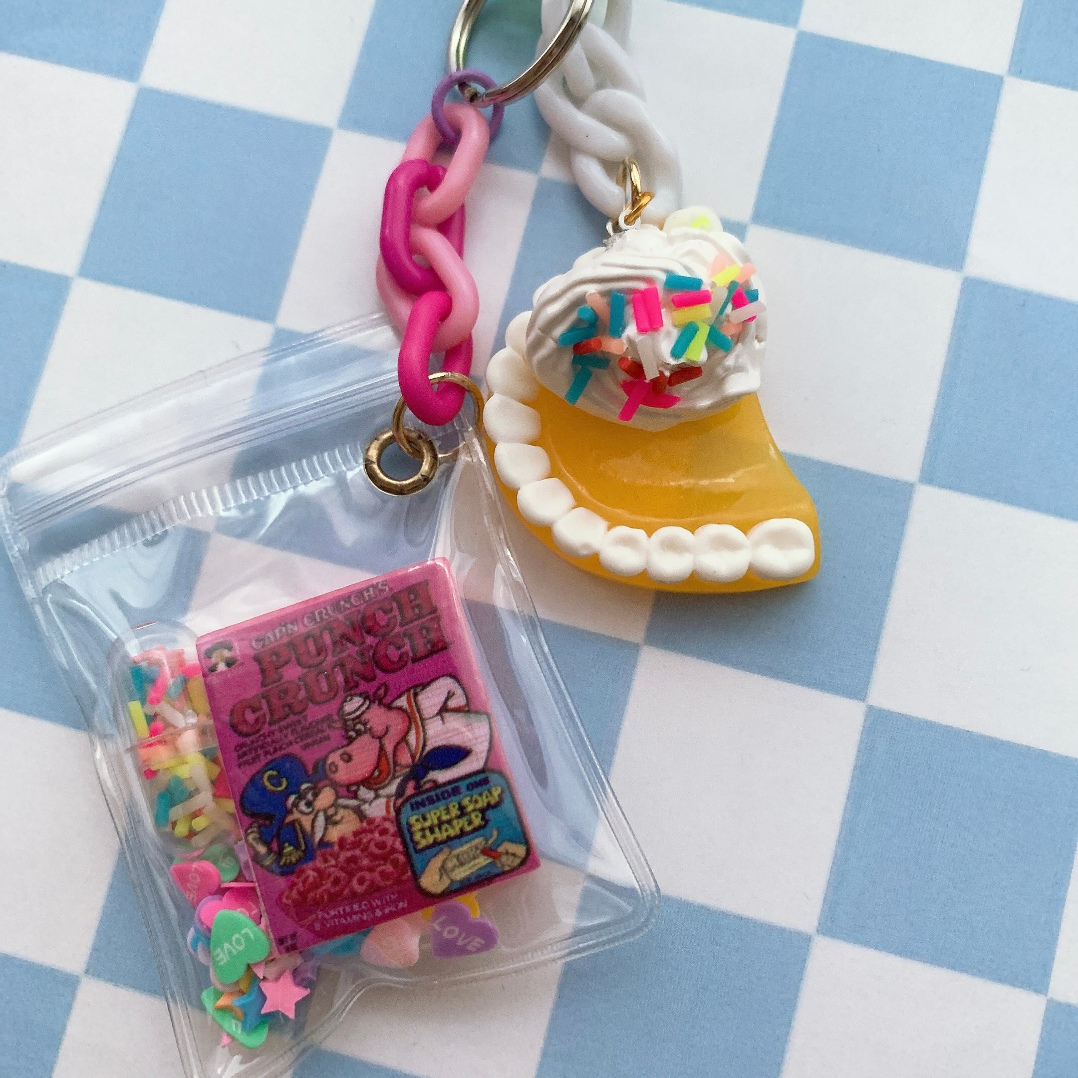 わんちゃんSALE♡じゃらじゃらキーホルダー わんわんホイップ