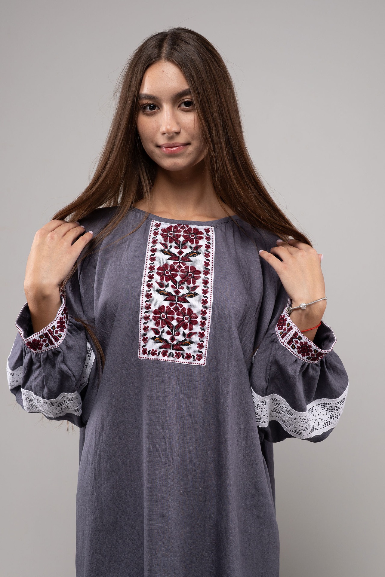 ウクライナ刺繍ヴィシヴァンカ クロスステッチ　手刺繍　ワンピース　麻　レディース・フリーサイズ - 7