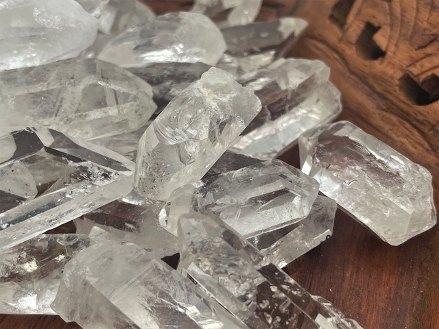 無ポリッシュ原石（ブラジル水晶）