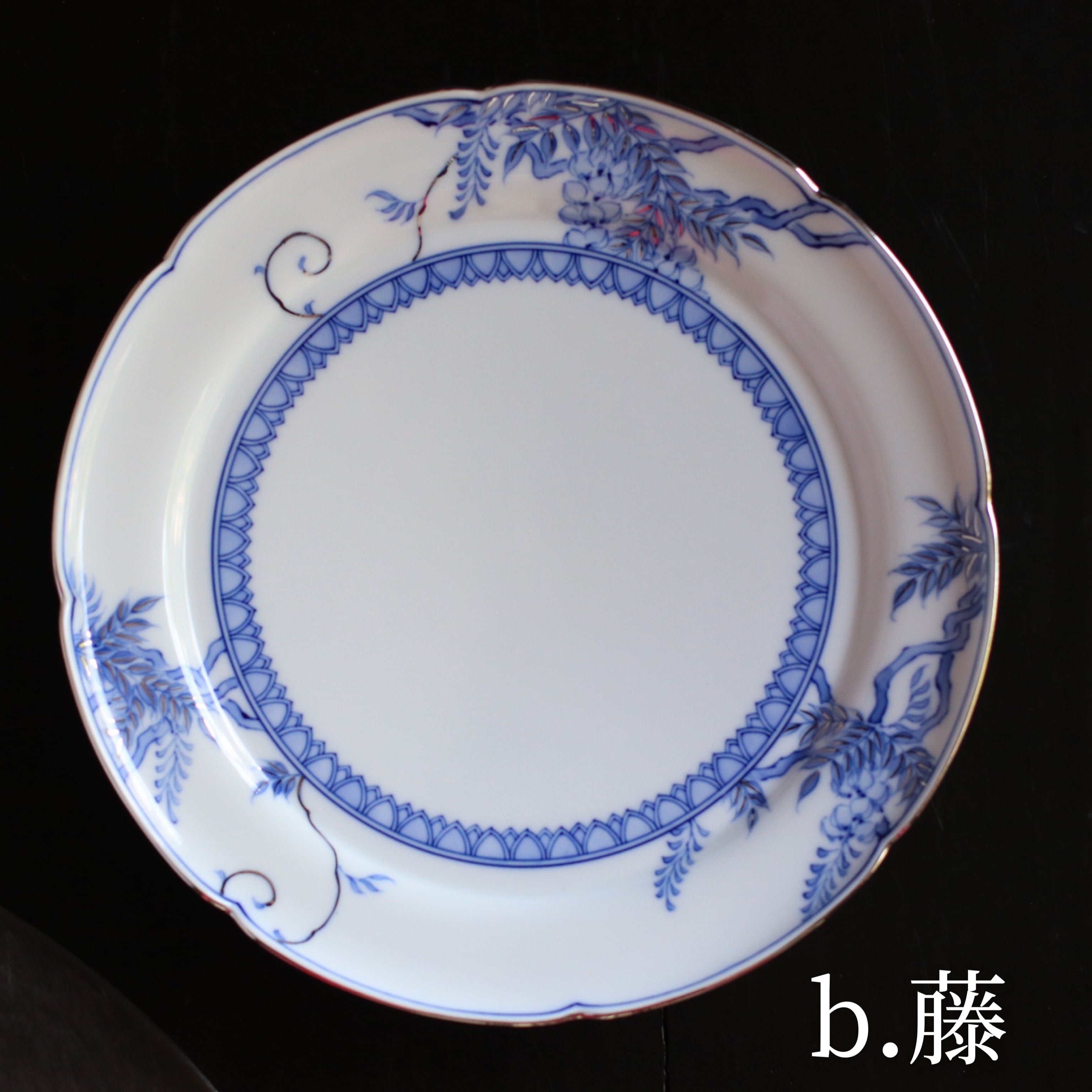 平戸松山窯 プラチナ付六彩花23プレート皿 | 芦屋貴兆陶家 online shop