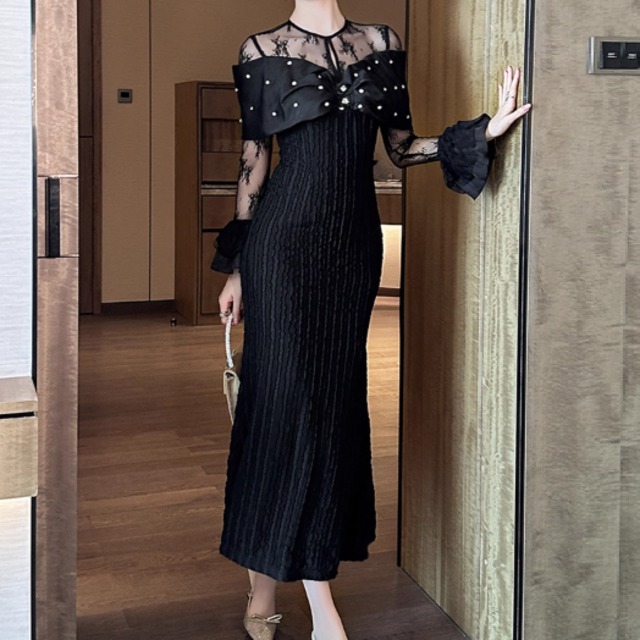 【送料無料】 ロングドレス 衣装 マキシ Iライン 長袖 フレア袖 フレアスリーブ クルーネック レース 透け感 エレガント 可愛い 大人可愛い きれいめ シンプル カジュアル シック コンサバ 華やか 大人 上品 おしゃれ お洒落 主役級 こなれ感 高見え 花柄 ストライプ 装飾 オールシーズン シーズンレス 30代 40代 レディース 女性用 ママ お呼ばれ 結婚式 二次会 パーティ 演奏会 ファッション 垢抜け 存在感 ブラック 大人カラー モノトーン