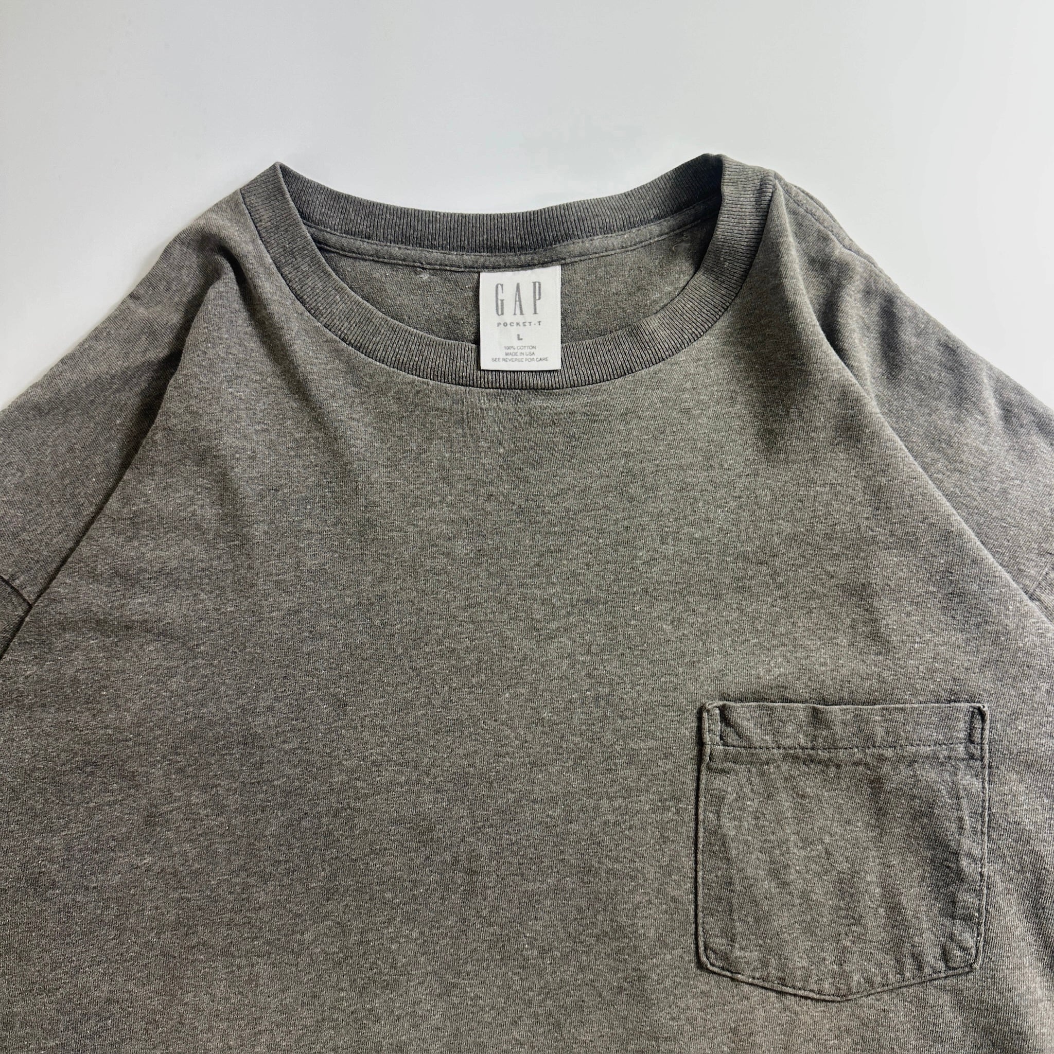 90s GAP Pocket T-Shirt