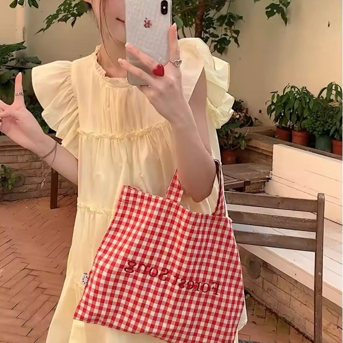 フリルフレンチスリーブティアードワンピース