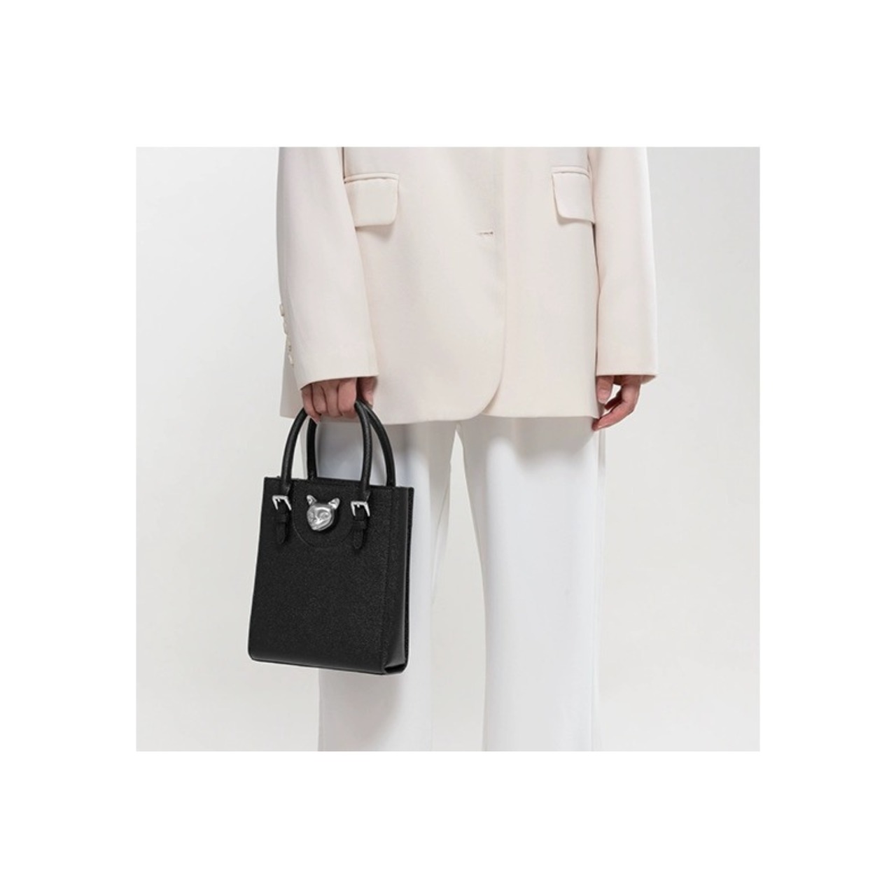 バステト・2wayレクタングルバッグ M23830