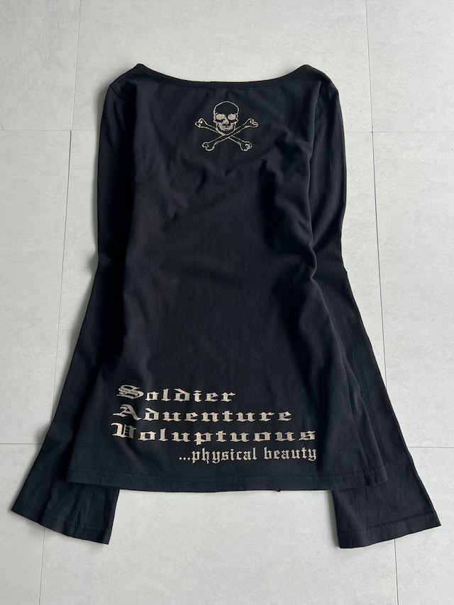 "unknown" Lettered Skull Long Sleeve