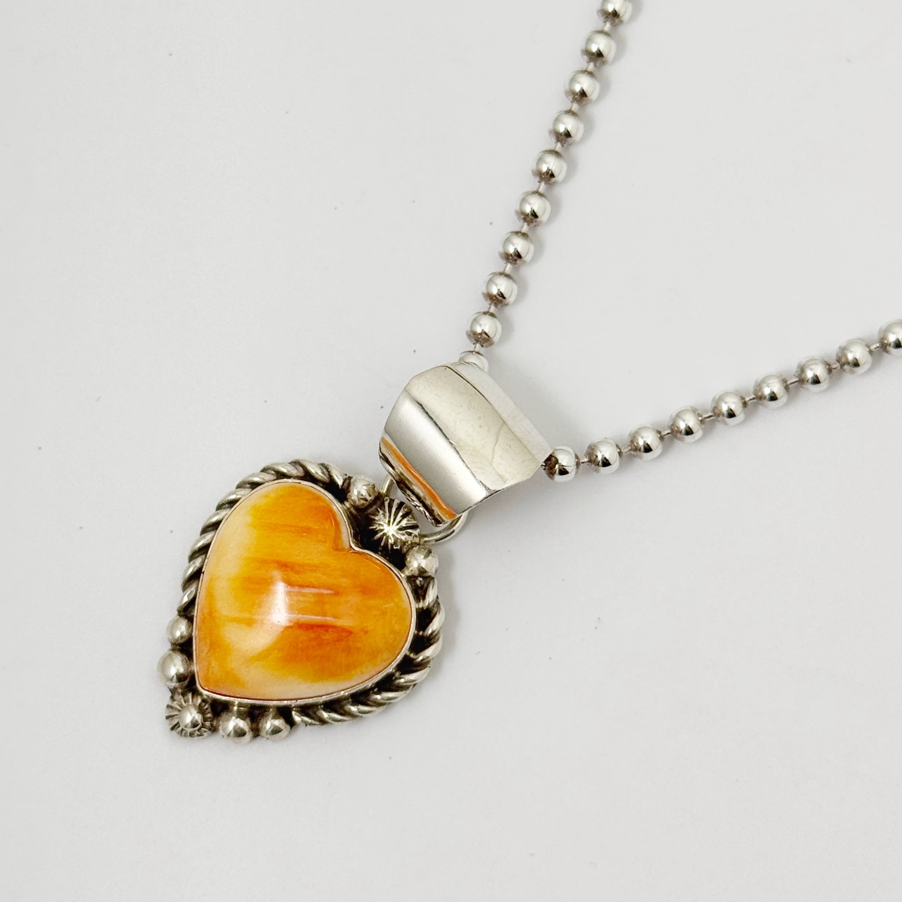 《Indian Jewelry 》【 一点物 】ハート スパイニー オイスター ペンダント スタンプワーク ネックレス