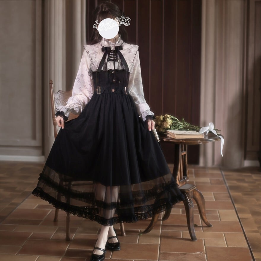 夜霧に咲く黒百合 ネックリボンのクラシカルロリータワンピース