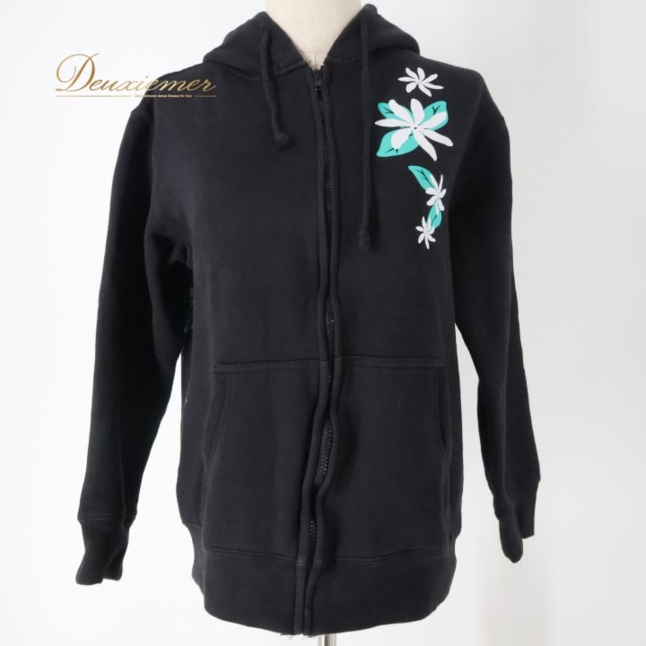 フラダンス 衣装 パーカー ジップパーカー マウナロア ブラック系 Maunaloa 裏起毛 ワンポイント ティアレ柄 ワンポイント シンプル かわいい 黒 白 緑 ハワイアン アロハ ハワイアンプリント フラ ダンス レッスン 練習 カジュアルファッション