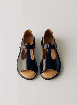 [URBANIC 30] T-strap Vibram Sandals 正規品 韓国ブランド 韓国ファッション 韓国代行 アーバニック 30 日本 店舗