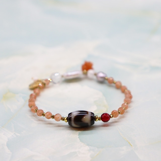 【ONLINE SHOP限定】【Longing for Jaipur】虎牙天珠×オレンジヘマタイト×レッドアンバー ブレスレット